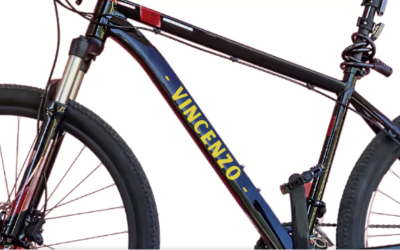 Telaio bici con nome VINCENZO in giallo sul tubo obliquo