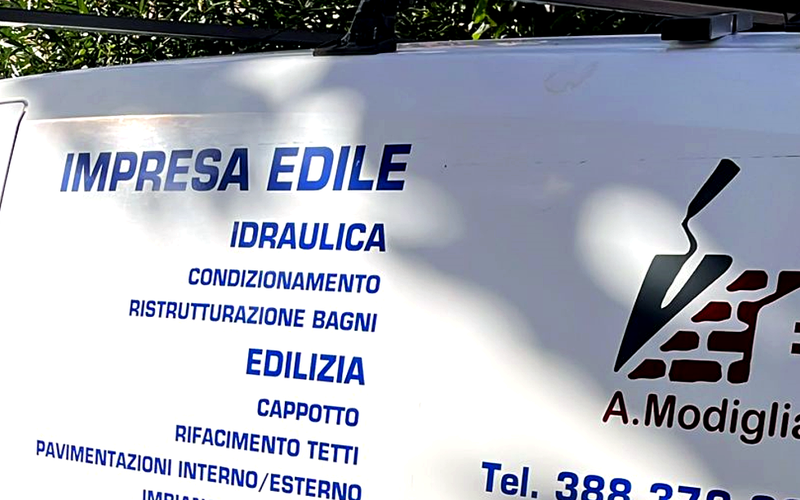 Scritte adesive per furgoni - esempio 4
